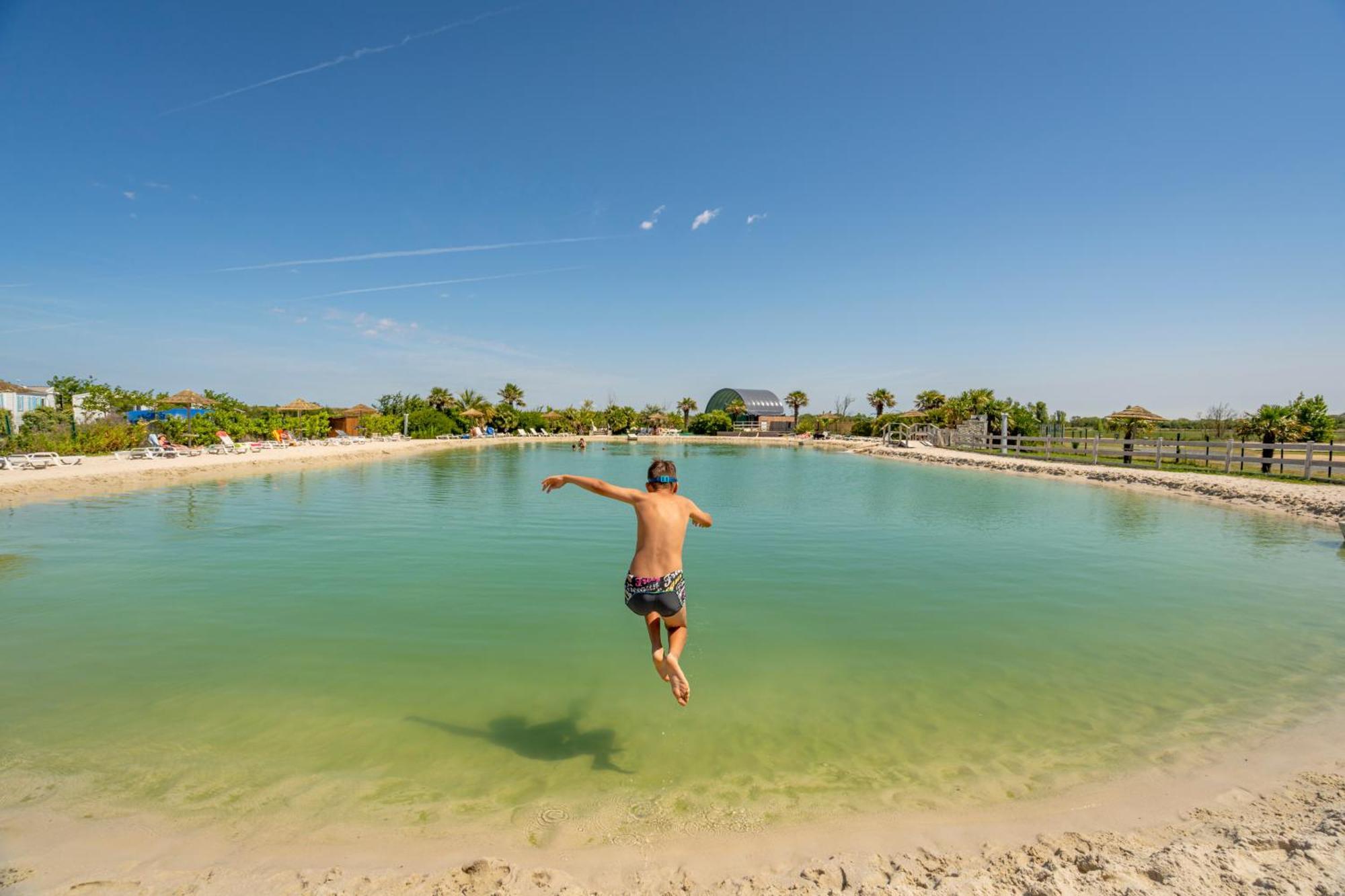 Hotel Kampaoh La Rochelle Châtelaillon-Plage Esterno foto